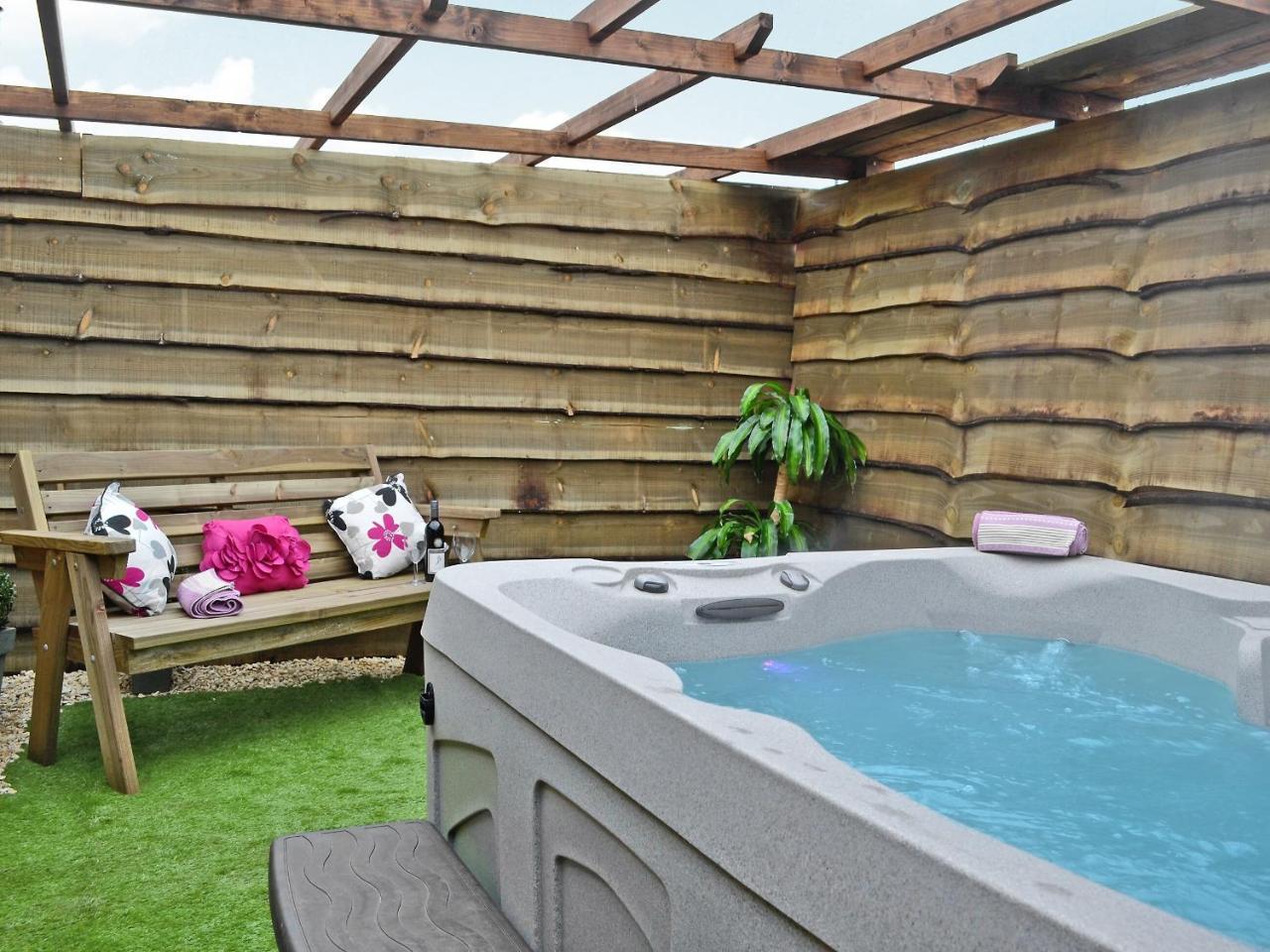 The Granary - carbon neutral hotel in Bream