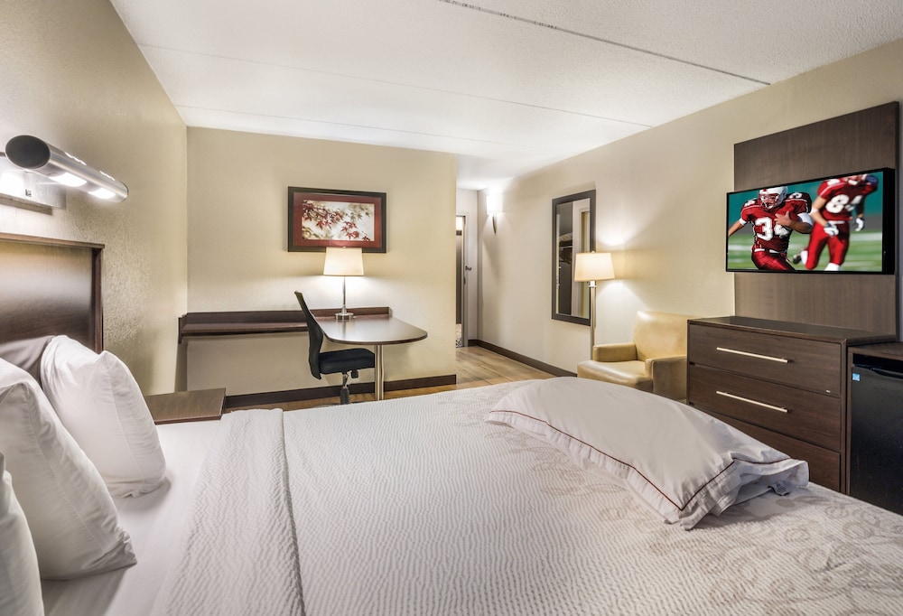 Red Roof Inn PLUS Boston Woburn Burlington - photo 23