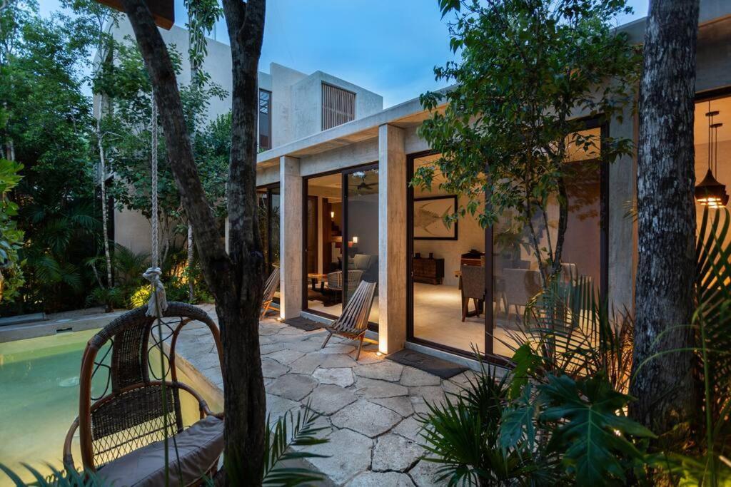 Tranquil Villa With Private Pool And Garden — 4-Star Luxury Hotel in Tulum, Mexico
