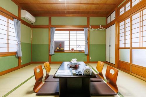 Jin - carbon neutral hotel in Unknown City