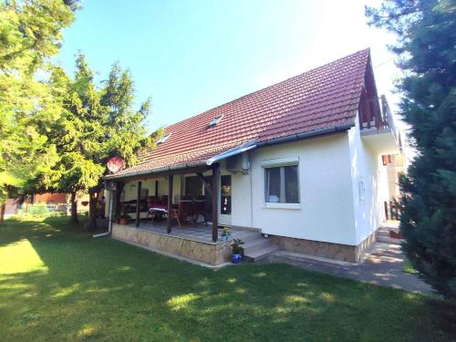 Apartment Balatonfenyves Balaton 18389 — 4-Star Luxury Hotel in Balatonfenyves, Hungary