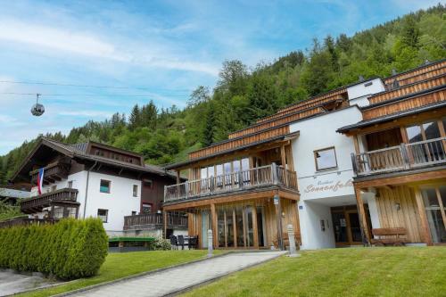 Residenz Sonnenfeld Top 1 in Neukirchen Am Grossvenediger, Austria