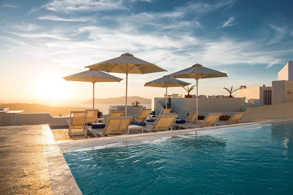 Pantelia Suites - carbon neutral hotel in Fira