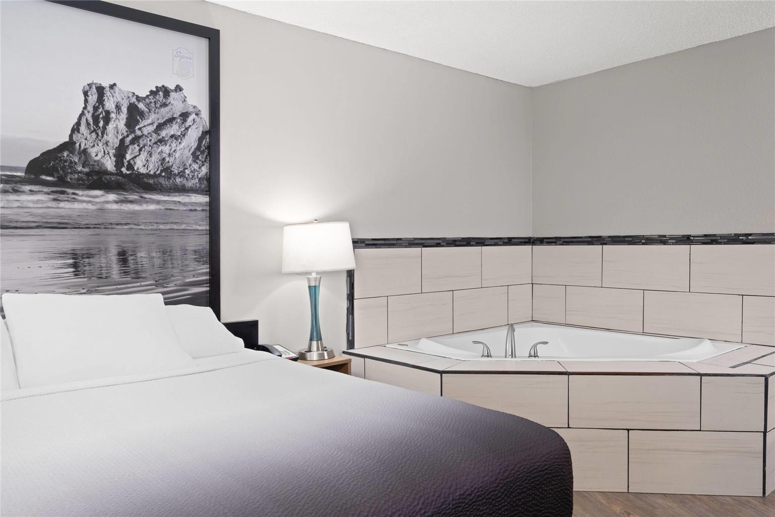 Super 8 by Wyndham Baker City - photo 36