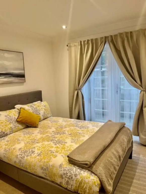 No8 Garden Square — 4-Star Luxury Hotel in Banbury, United Kingdom