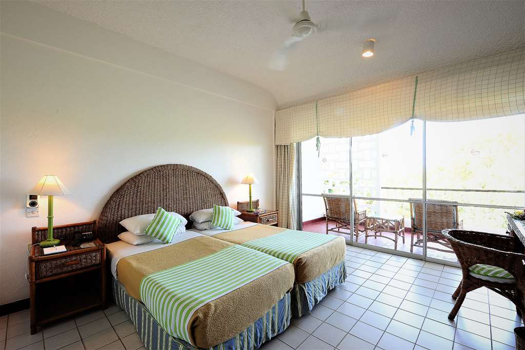 Garden Room twin bed