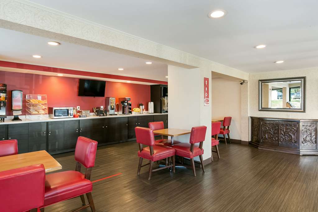 Econo Lodge Frederick I 70 - photo 20