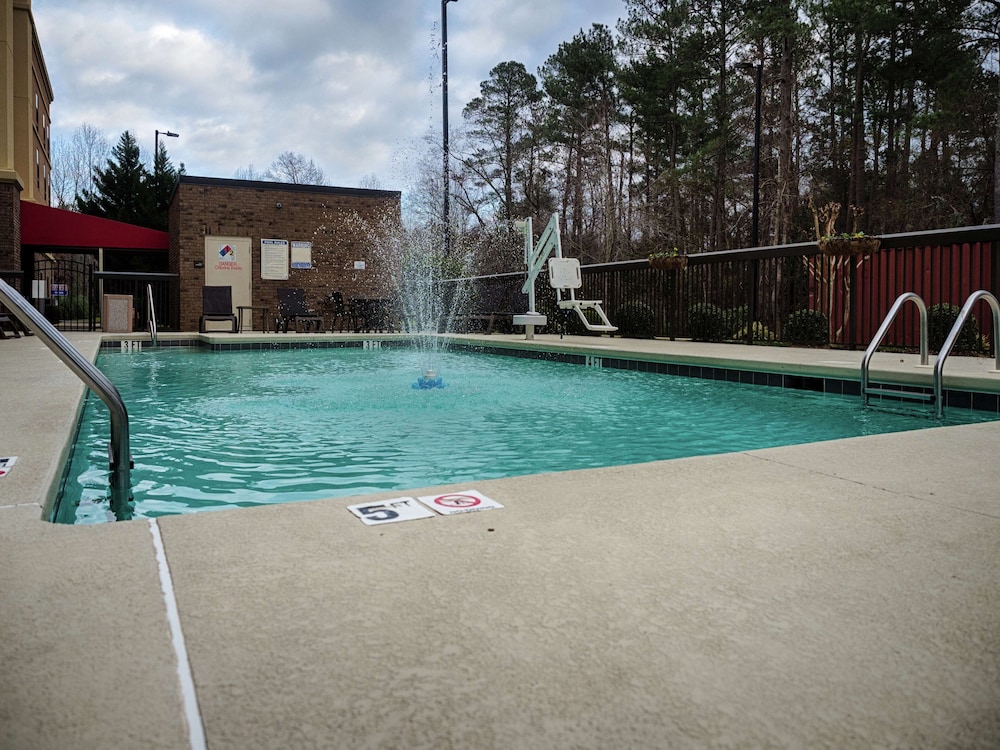 Hampton Inn Spring Lake Fayetteville - photo 59