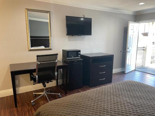 Legacy Inn & Suites Garden Grove CA - photo 15