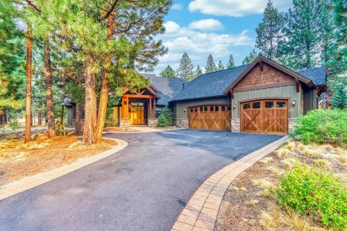 Caldera Luxury Basecamp in Sunriver, United States