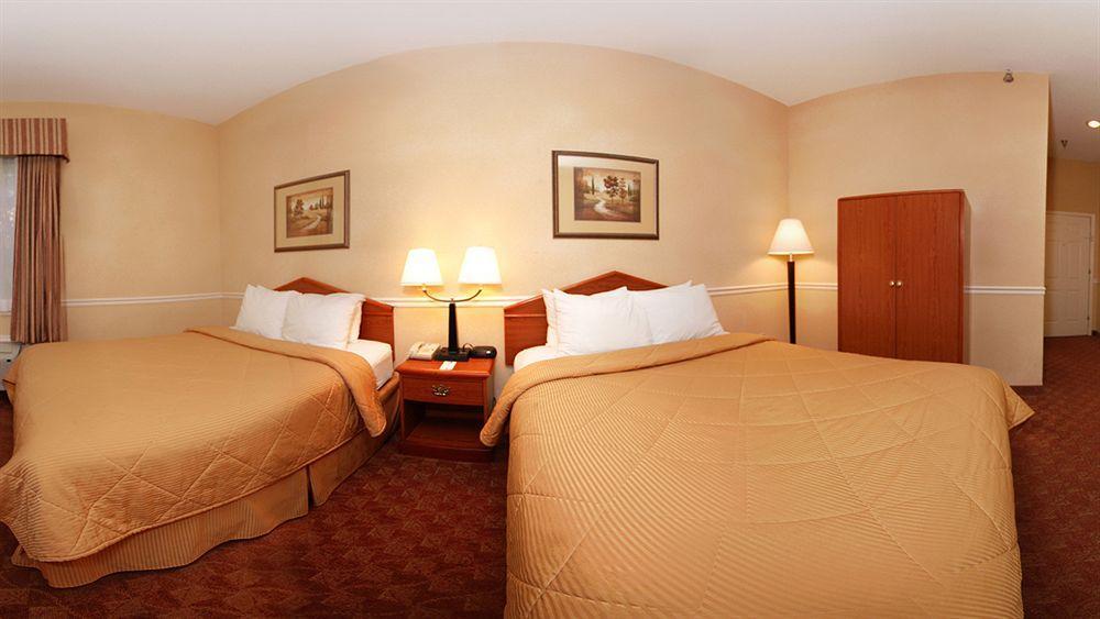 Days Inn Henderson - photo 7