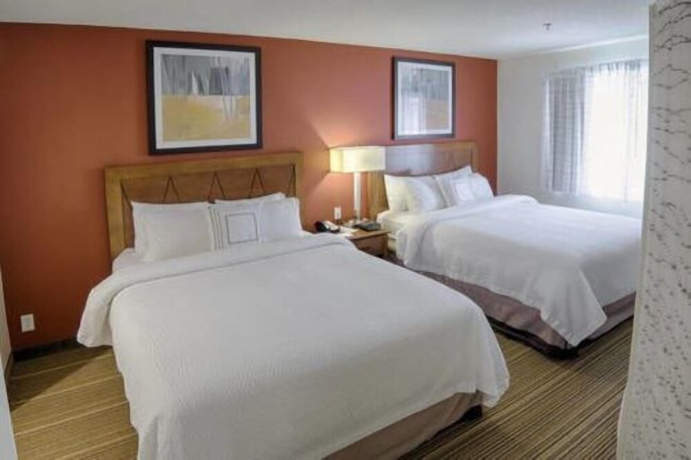 Albany Airport Inn and Suites - photo 14