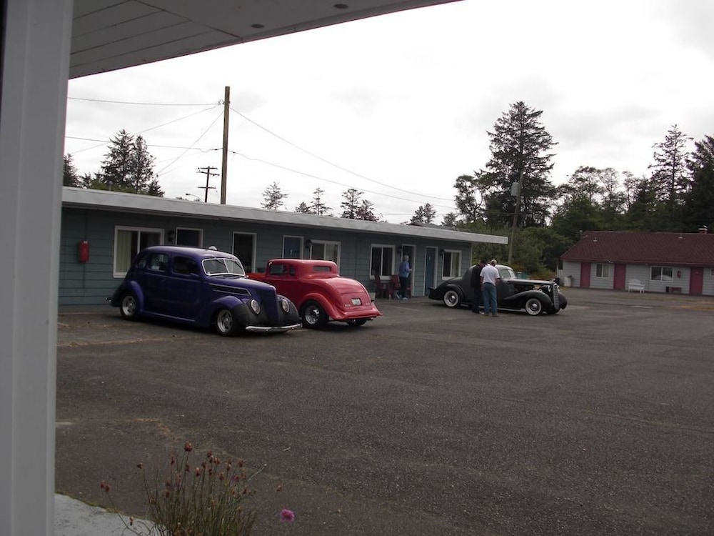 Ocean Avenue Inn - photo 29