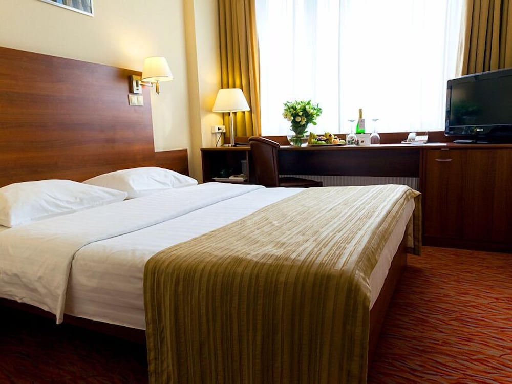 Maxima Panorama Hotel — 4-Star Luxury Hotel in Moscow, Russia