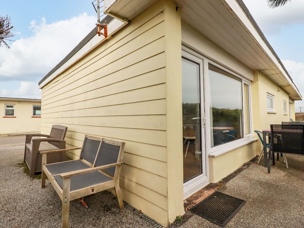 Lapwing - last minute hotel in Perranporth