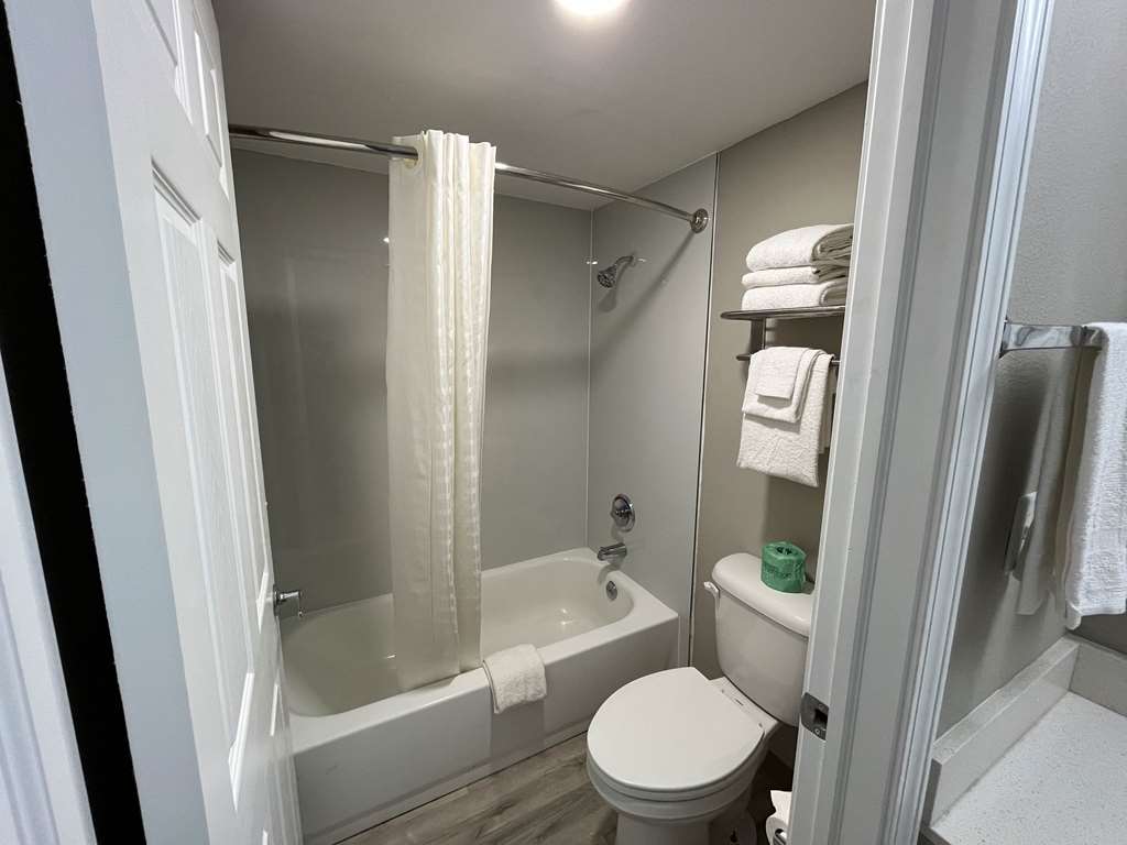 Studio 6 Suites West Memphis AR Memphis - photo 17