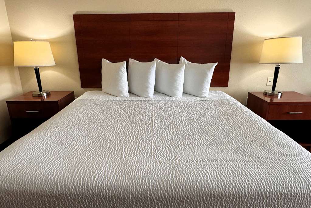 Ramada by Wyndham College Station - photo 32