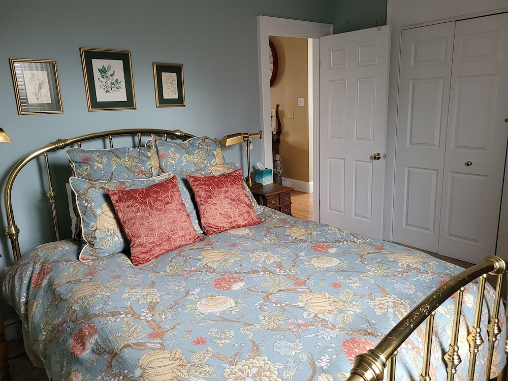 Bristol Suites - photo 10