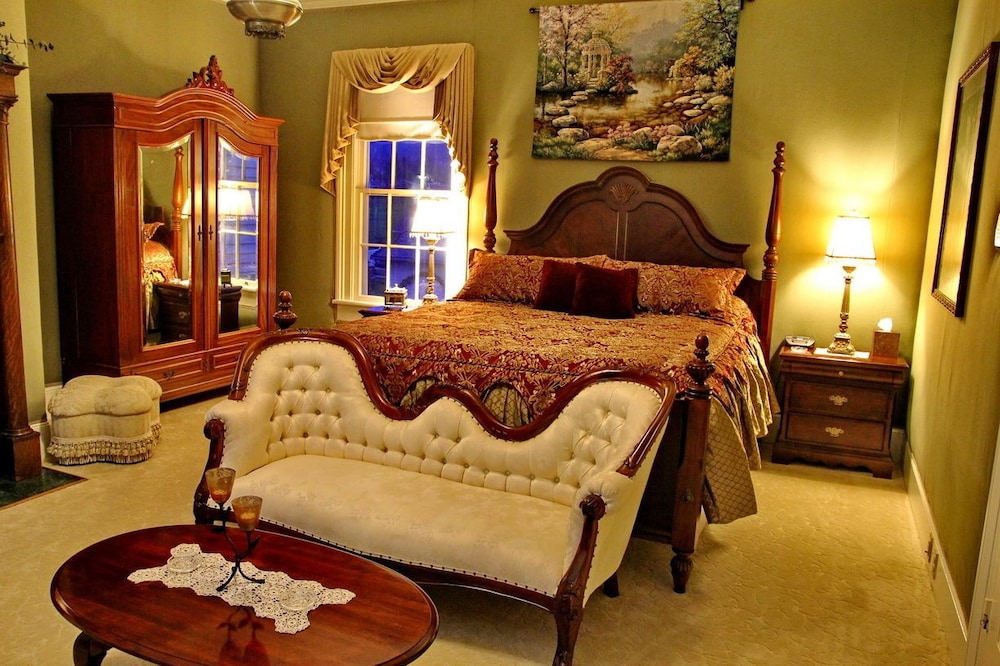 Bybee's Historic Inn - photo 6