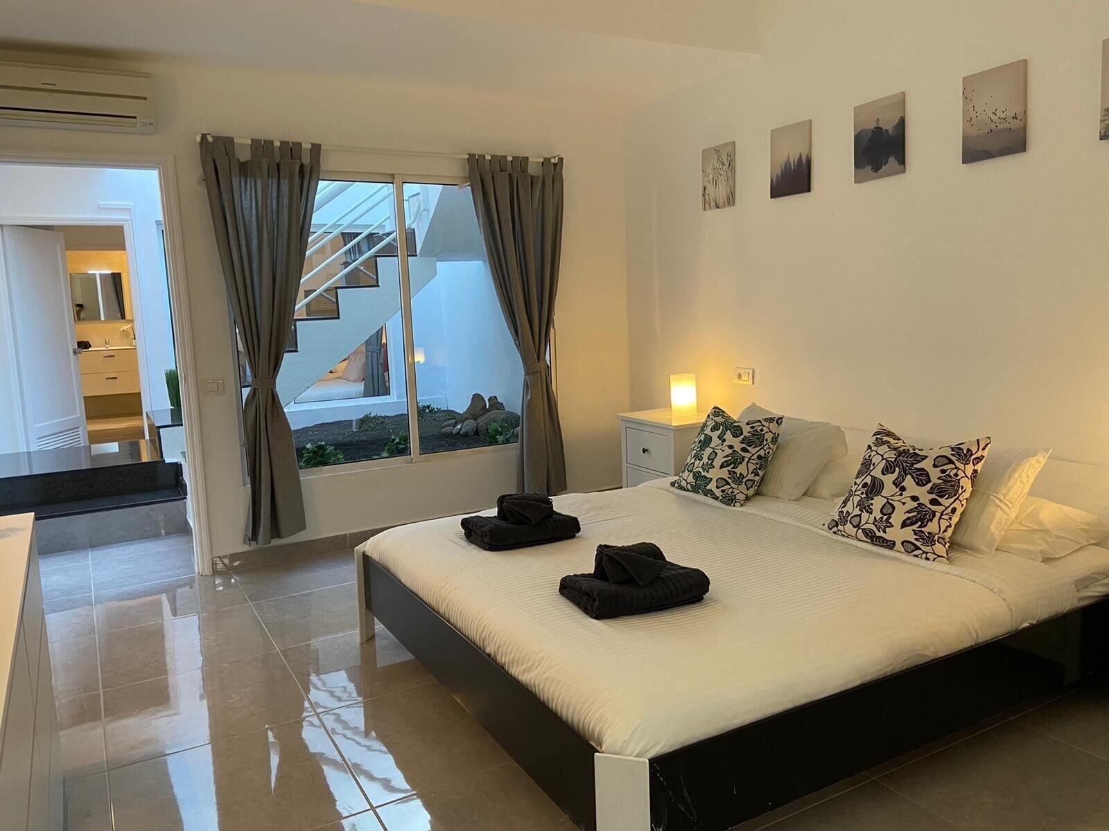 110 Colony Club — 4-Star Luxury Hotel in Puerto Del Carmen, Spain