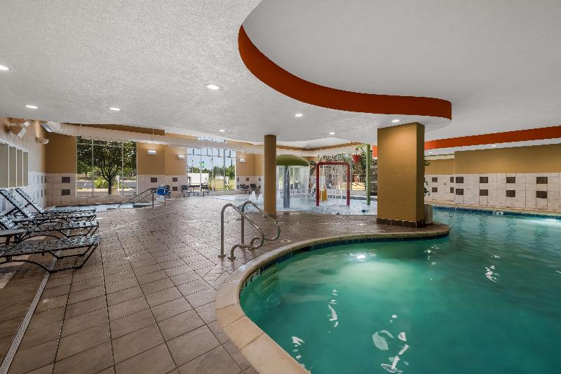 Hilton Garden Inn Rockford - photo 156
