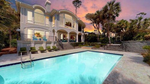 11 Armada in Hilton Head Island, United States