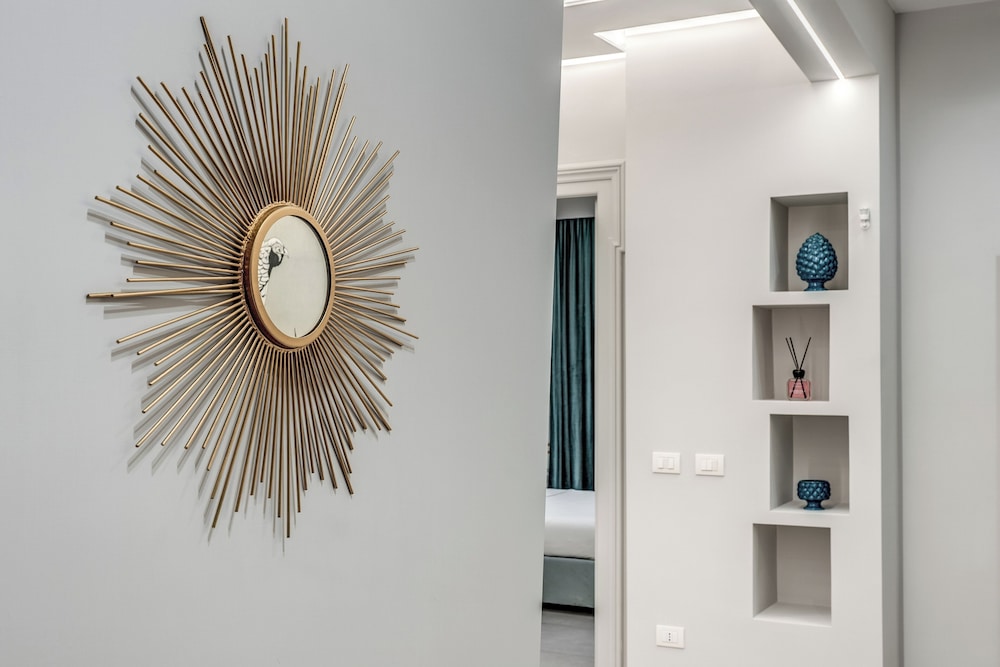 Lady Diamond - carbon neutral hotel in Naples