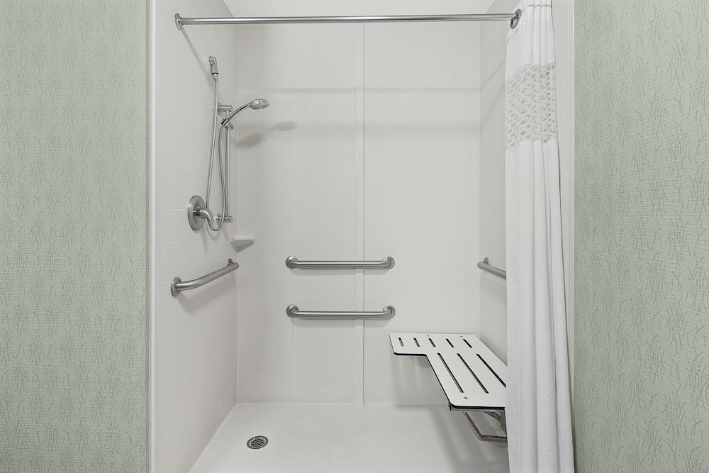 Hampton Inn Atlanta Town Center Kennesaw - photo 11