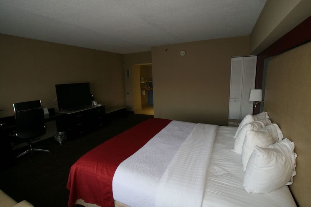 Liyo Inn Clinton - photo 17