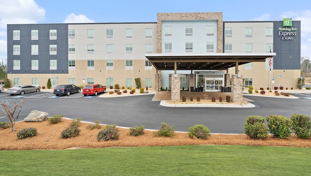 Holiday Inn Express and Suites Macon North - photo 64