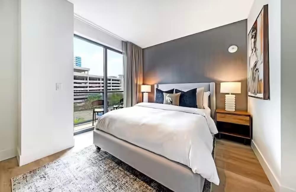 Modern Brickell Luxe Apartment by Palermo Home Miami — 4-Star Luxury Hotel in Miami, United States