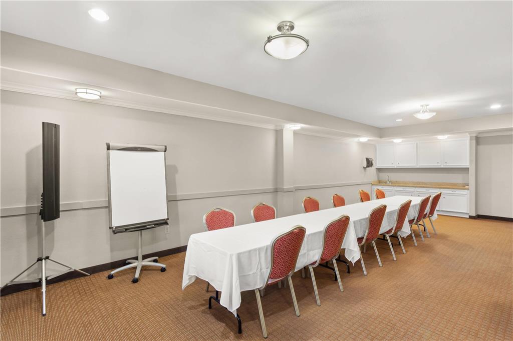 Sleep Inn & Suites Bush Intercontinental IAH East - photo 29