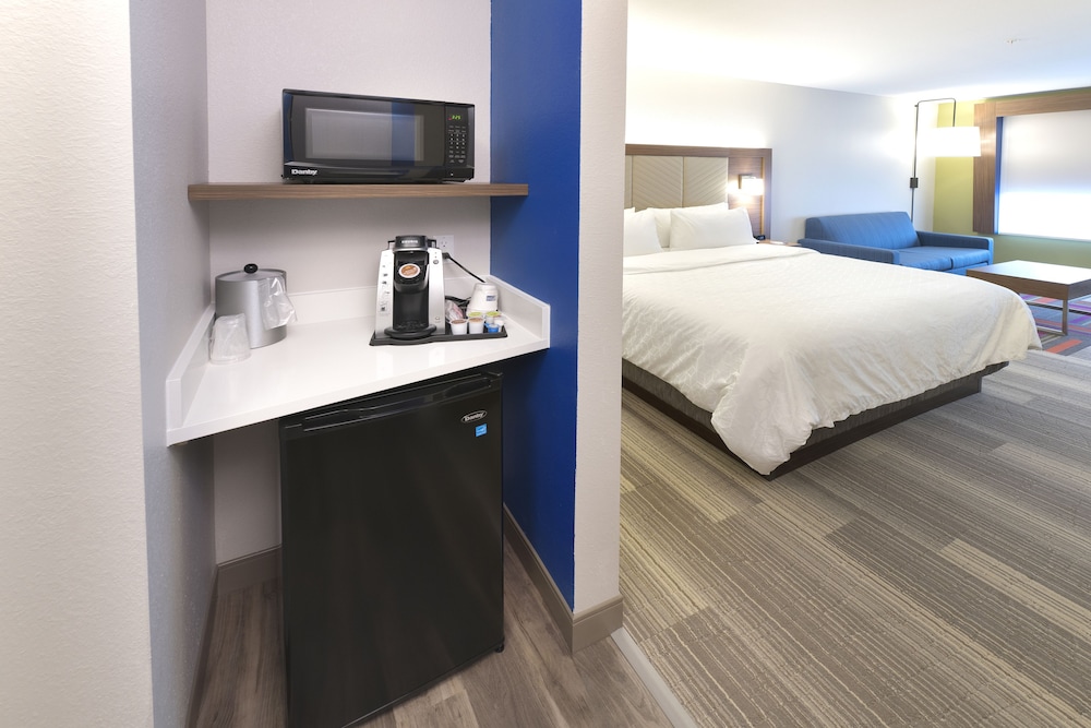 Holiday Inn Express & Suites Millersburg by IHG - photo 11