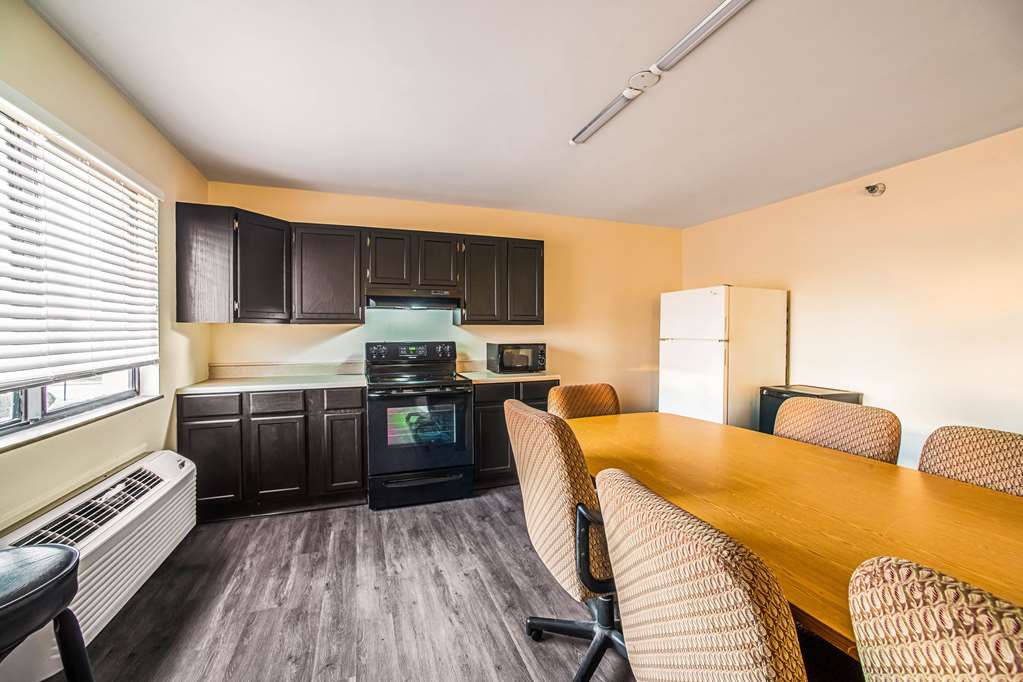 Quality Inn Carbondale University area - photo 35