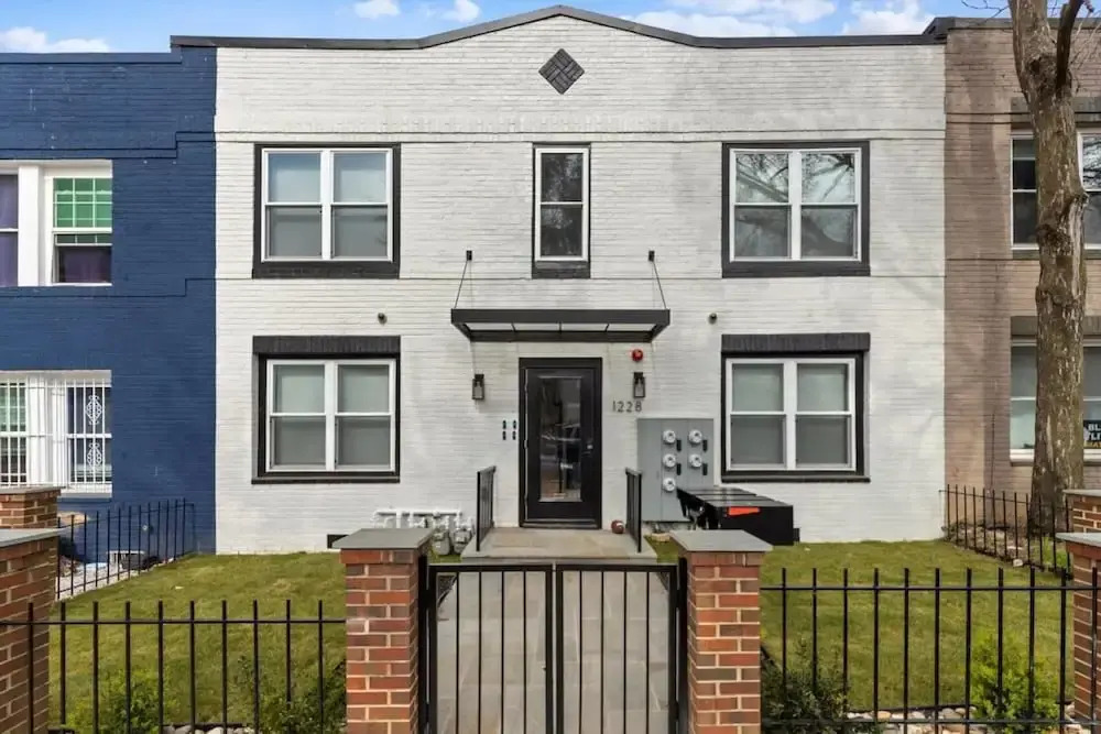 Excellent 2 BR Condo in Hip Area of DC — 4-Star Luxury Hotel in Washington, United States
