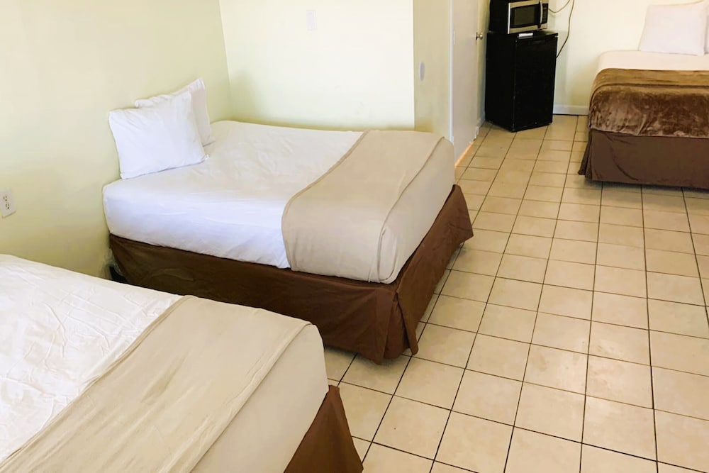 OYO Hotel Rockport Bay View - photo 23