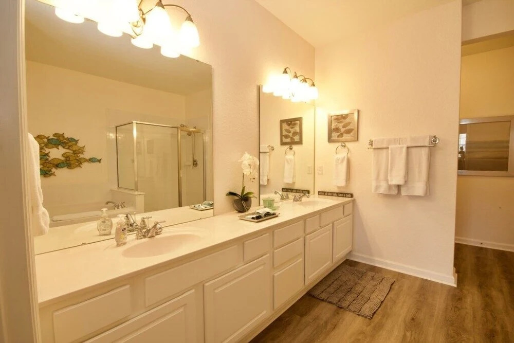 Stylish Vista Cay Luxury Diamond Next to Pool Near all theme Parks and walk to the Convention Center - photo 9