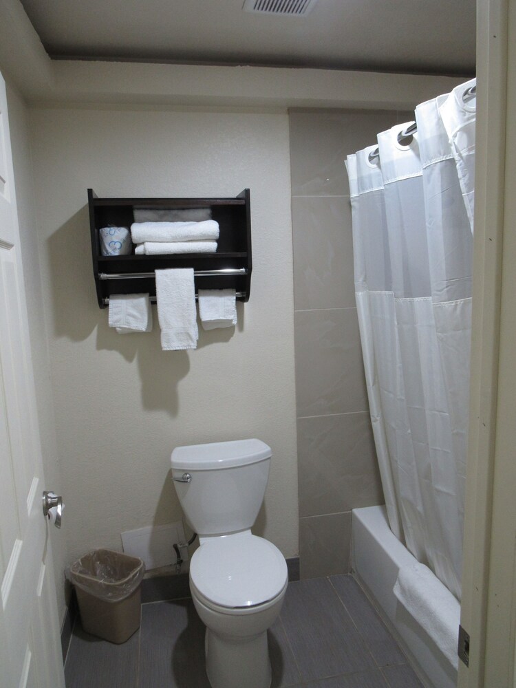 Trinity Suites Downtown Dallas - photo 14