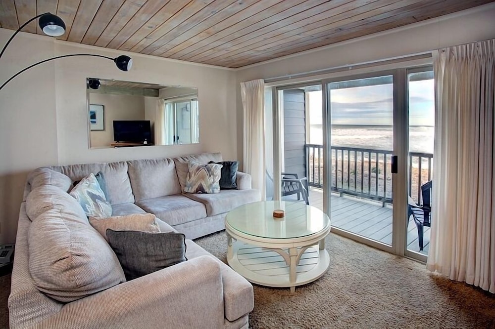 Lanai at the Cove - photo 17