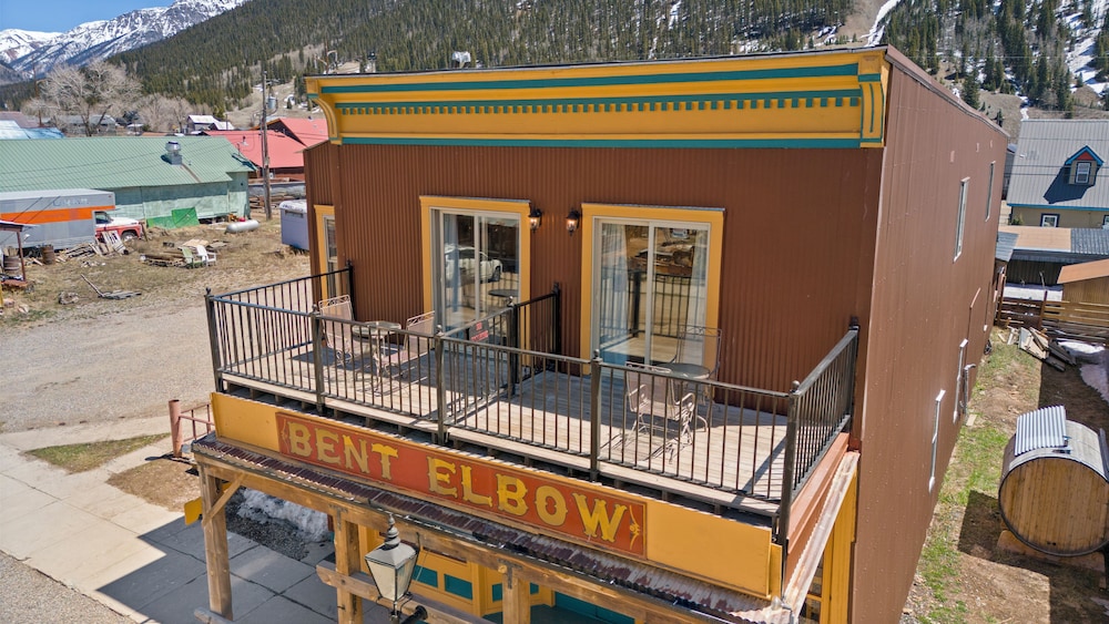 The Bent Elbow Hotel and Restaurant - photo 47