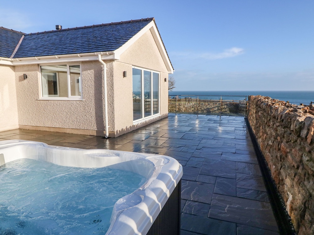 Yr Hen Feudy - last minute hotel in Moelfre