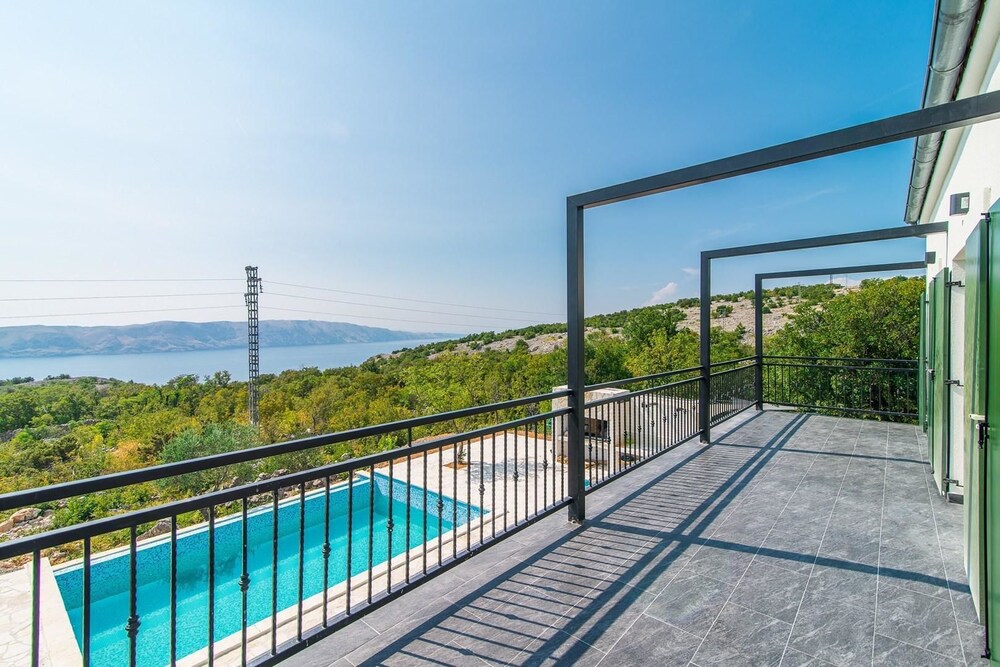 Villa Rita II — 4-Star Luxury Hotel in Senj, Croatia