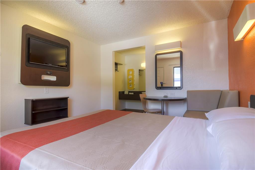 Motel 6 Las Vegas I 15 Stadium - photo 17