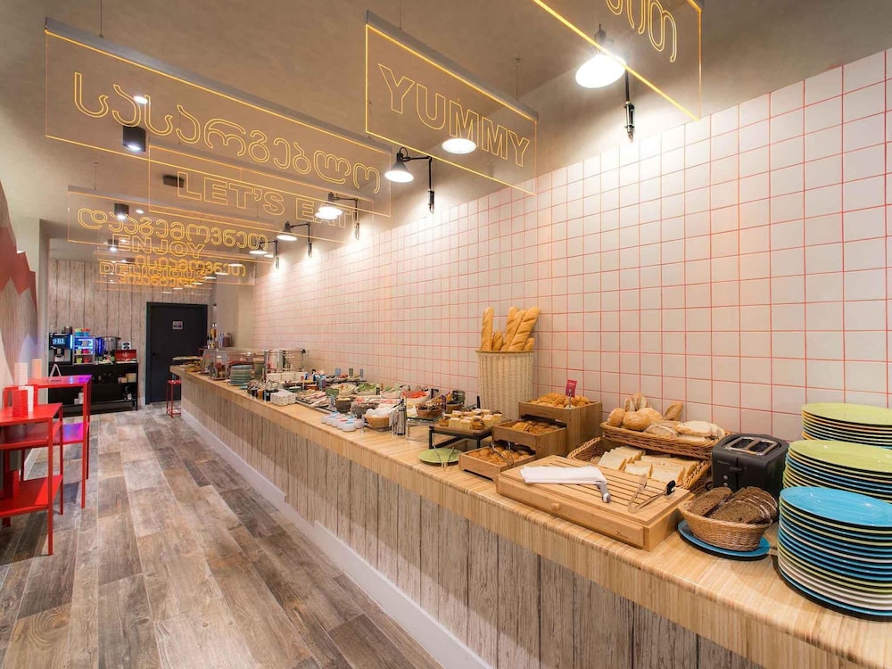 מזון ומשקאות