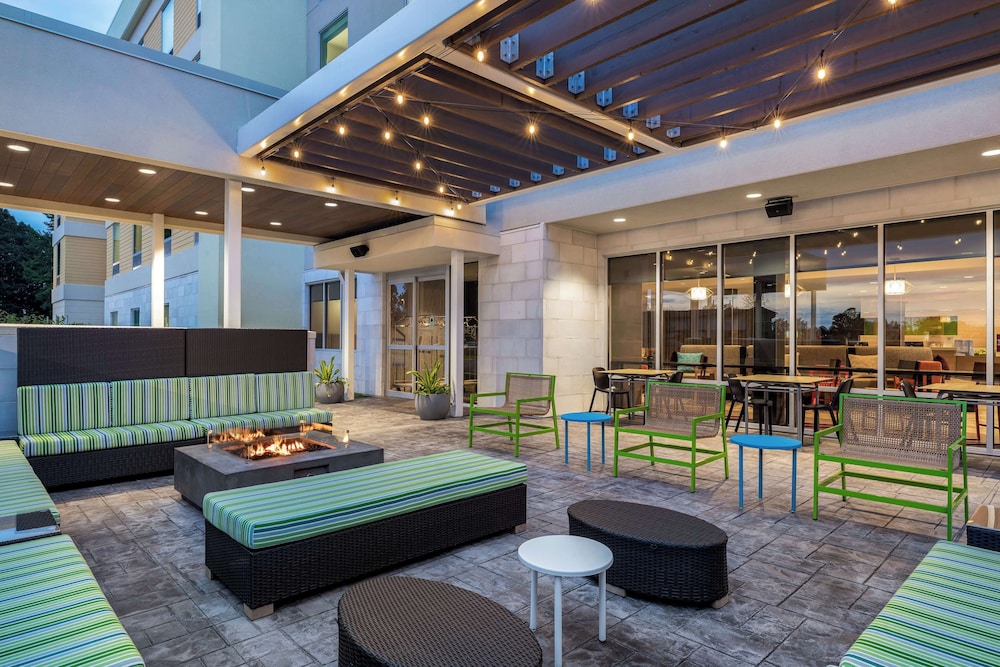 Home2 Suites by Hilton Virginia Beach Princess Anne - photo 34