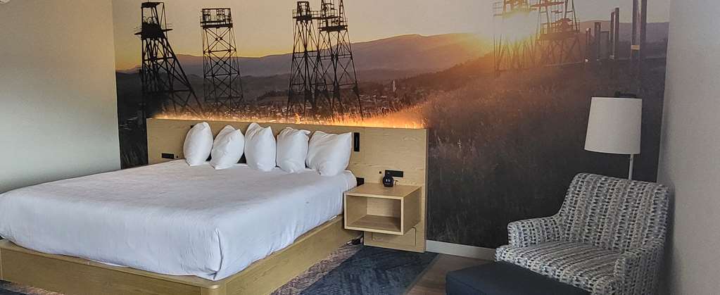 Best Western Plus Butte Plaza Inn - photo 18