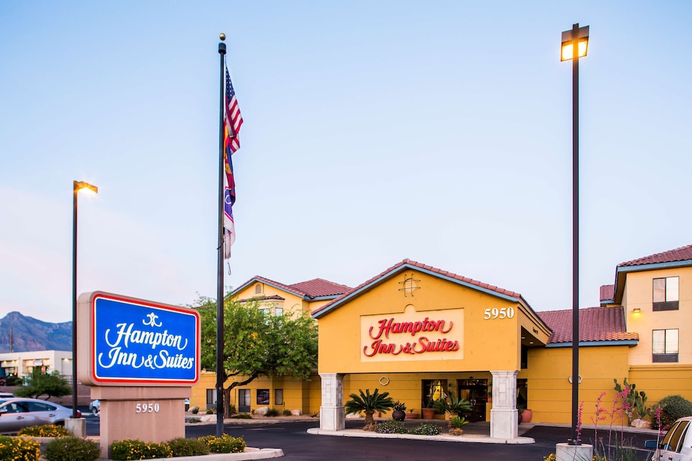 Hampton Inn & Suites Tucson Mall - photo 48