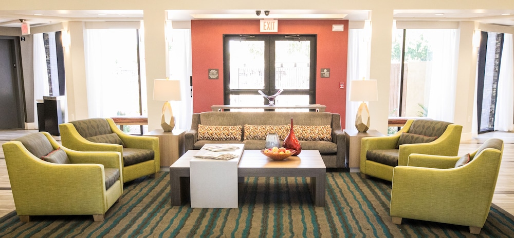 Hampton Inn & Suites Tempe Phoenix Airport AZ - photo 2