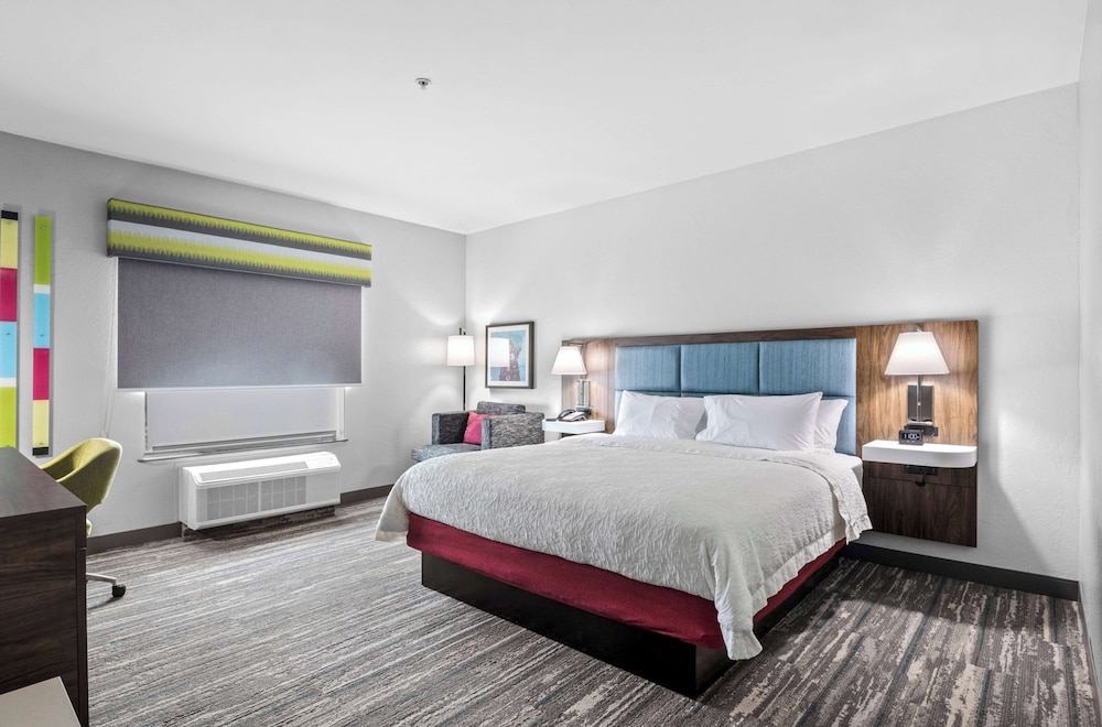 Hampton Inn & Suites Mount Pleasant - photo 14