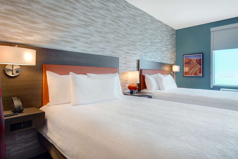 Home2 Suites by Hilton Las Vegas North - photo 7